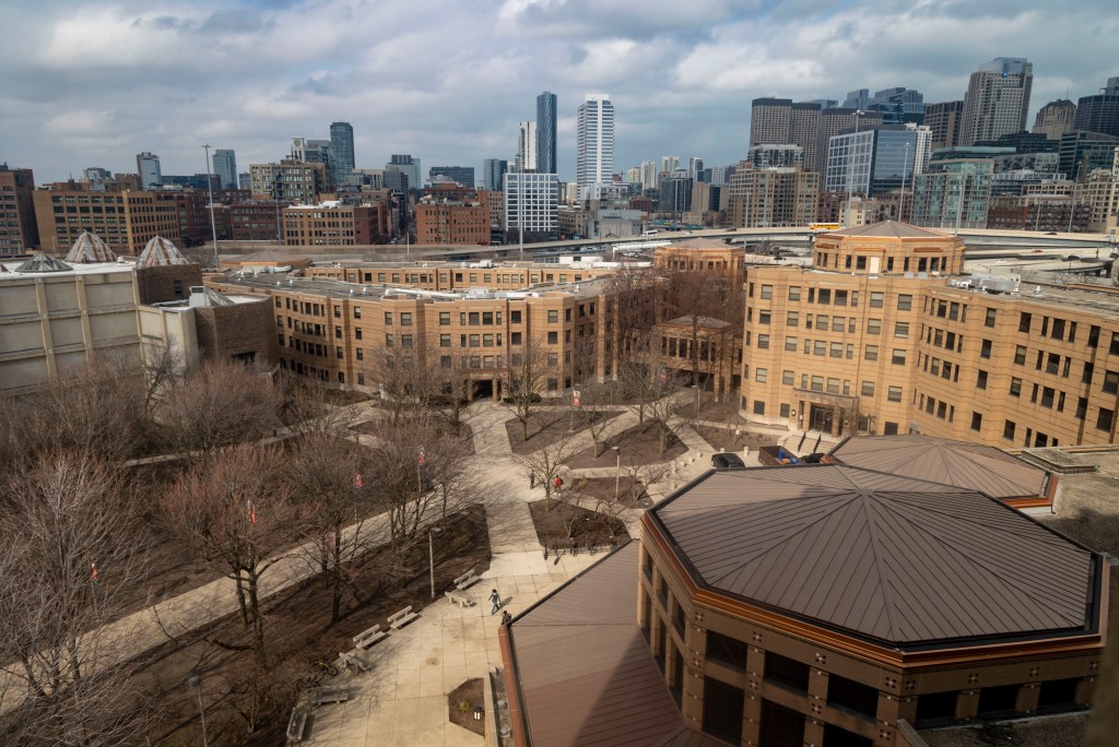 The University of Illinois enrolls record number of students.