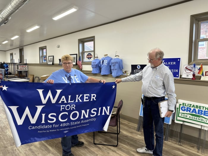 Scott Walker's campaign baffles Wisconsin voters who mistake him for more famous namesake