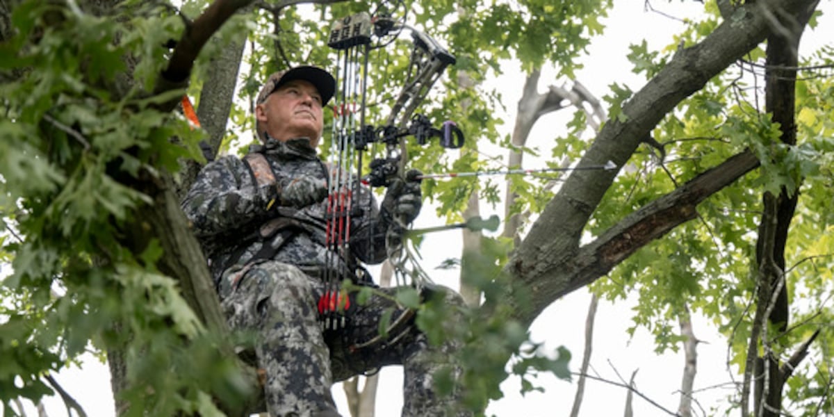 Archery and crossbow deer hunting seasons open Sept. 14