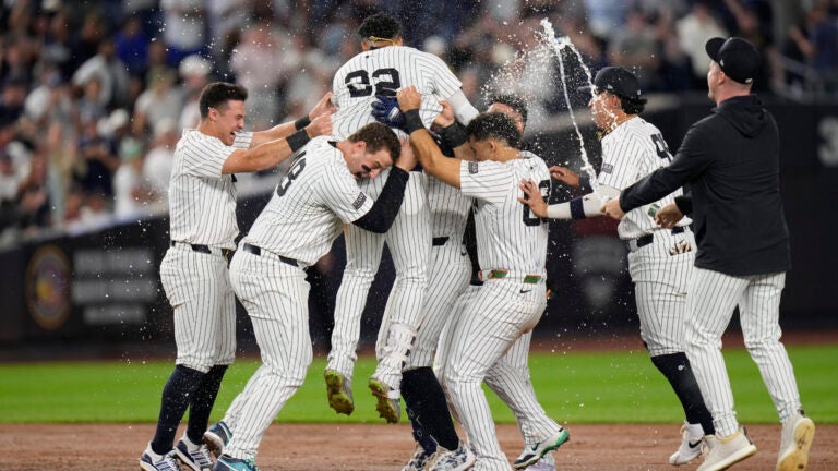 Yankees top Red Sox 2-1 on Juan Soto’s hit in 10th inning