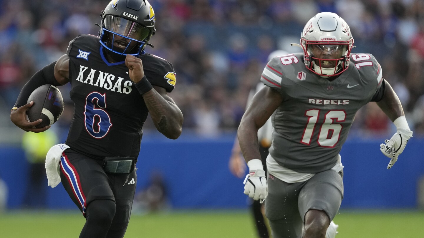 Kylin James' late touchdown run lifts UNLV over Kansas 23-20