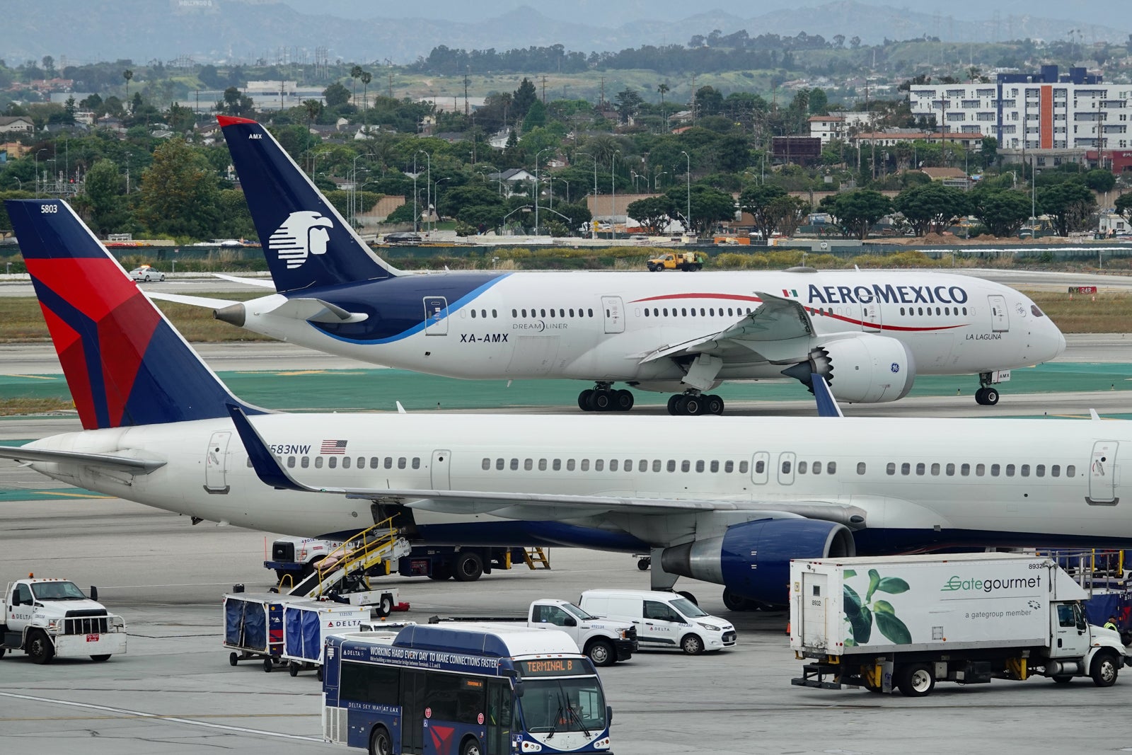 Aeromexico takes on American Airlines with new route from Miami to Cancun