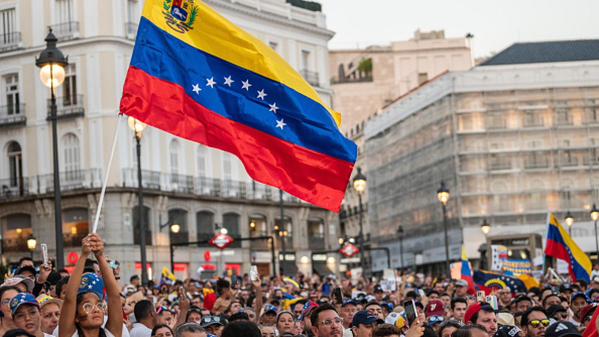 España insta a Venezuela a liberar a presos y publicar las actas electorales