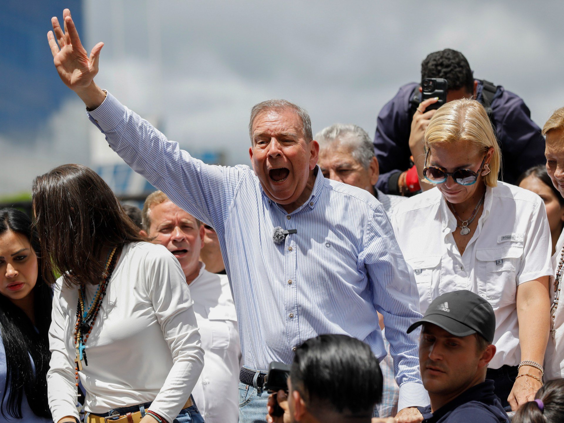 Venezuela prosecutor seeks arrest warrant for opposition candidate Gonzalez