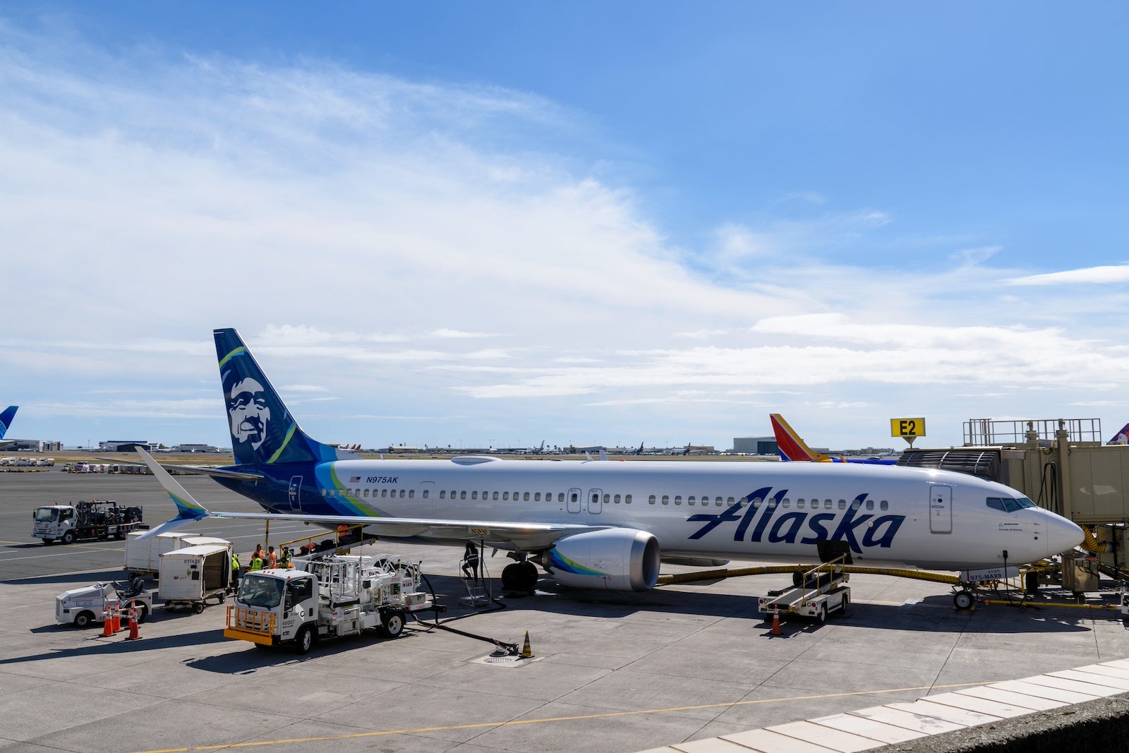 Alaska Airlines now offers Mileage Plan earning, redeeming on hotel stays through Expedia partnership