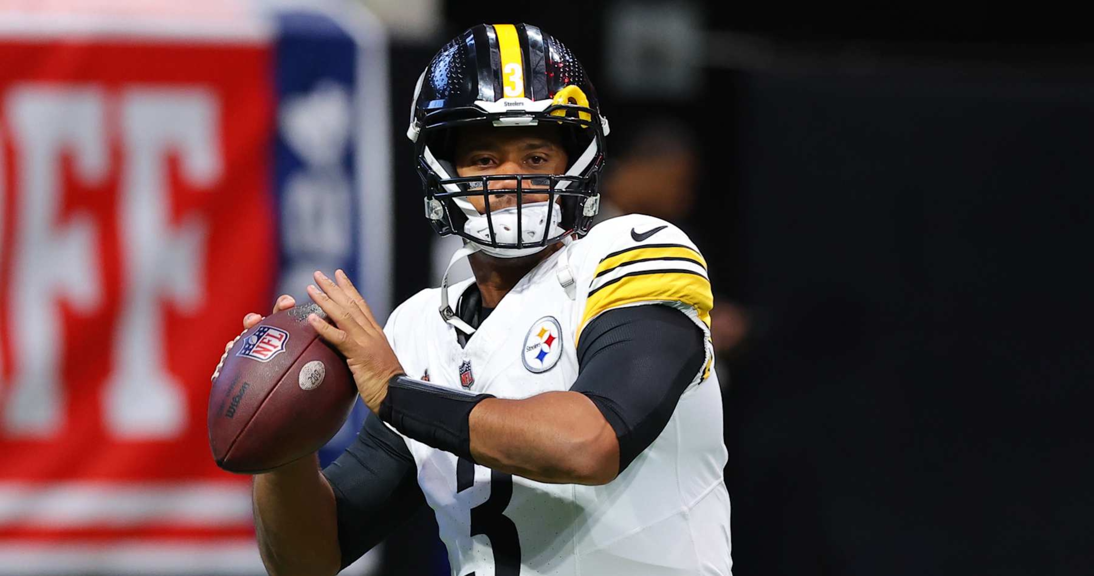 Steelers' Russell Wilson Getting 'Closer and Closer' to Returning from Calf Injury