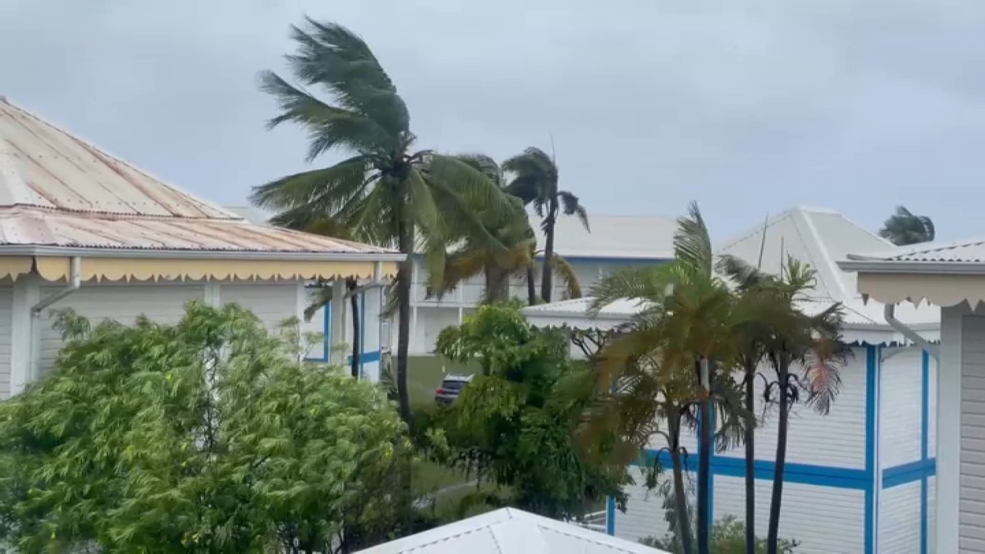 Guadeloupe: des communes privées d'eau potable après le passage de la tempête Ernesto