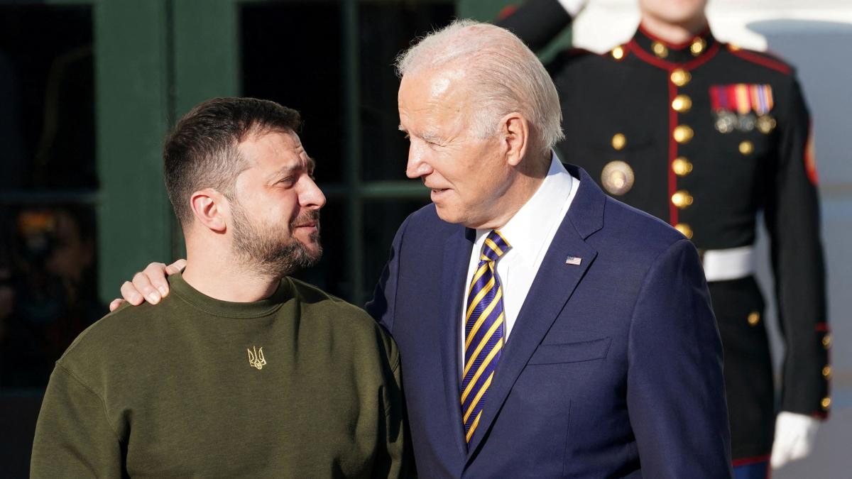 Ukraine's surprise advance into Russia a risk for Biden