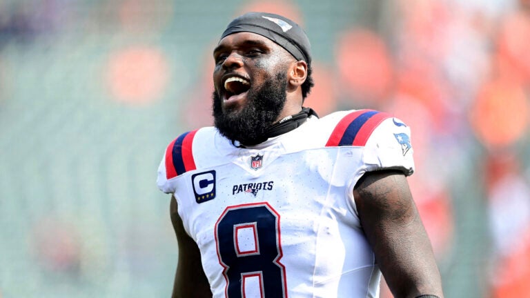 Patriots LB Ja’Whaun Bentley reportedly out for year with torn pec