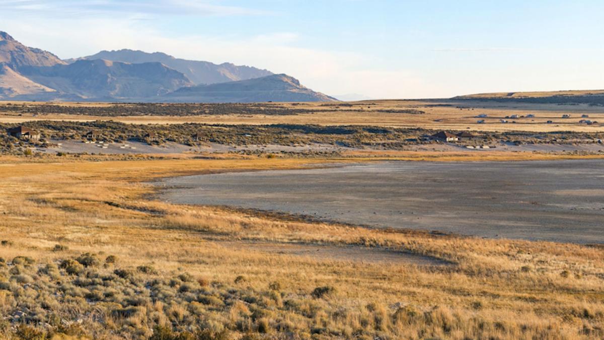 Scientists make disturbing discovery after analyzing samples from dried-out area of Great Salt Lake: 'This is something that's on us'