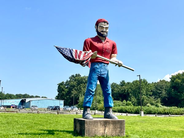 Paul Bunyan Muffler Man in Cheshire, Connecticut