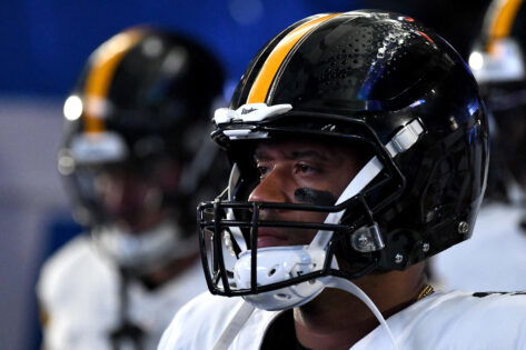 Russell Wilson Promotion Will Hurt Steelers Locker Room, as Ex-NFLers Wants Justin Fields as Pittsburgh QB1