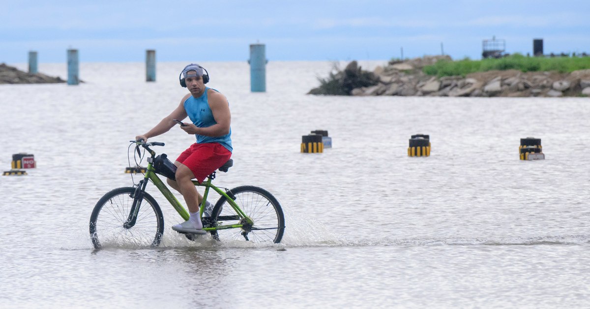 Millions face flooding as Hurricane Francine weakens and heads inland