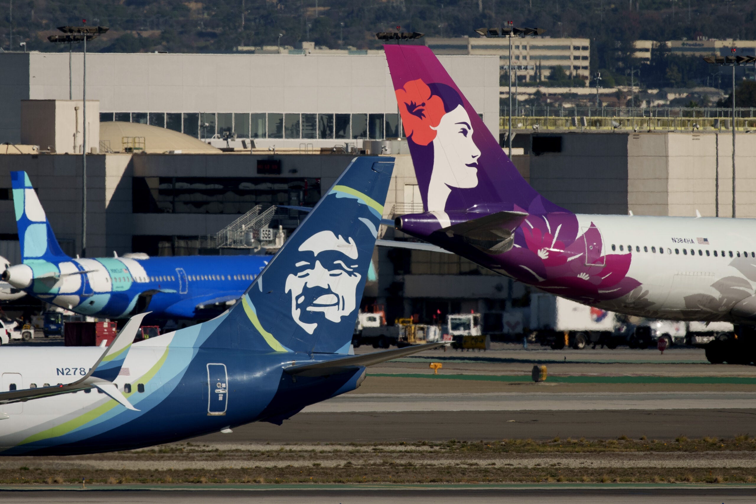 Alaska-Hawaiian merger will protect frequent flyer miles as part of major DOT agreement