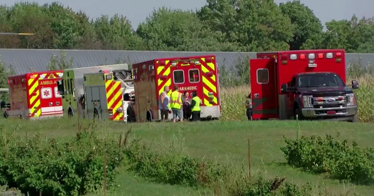 25 people injured in tractor accident at Wisconsin apple orchard