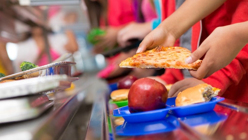 Texas needs universal free school lunch