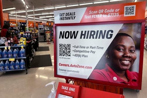 Weekly applications for US jobless benefits fall to the lowest level in 4 months