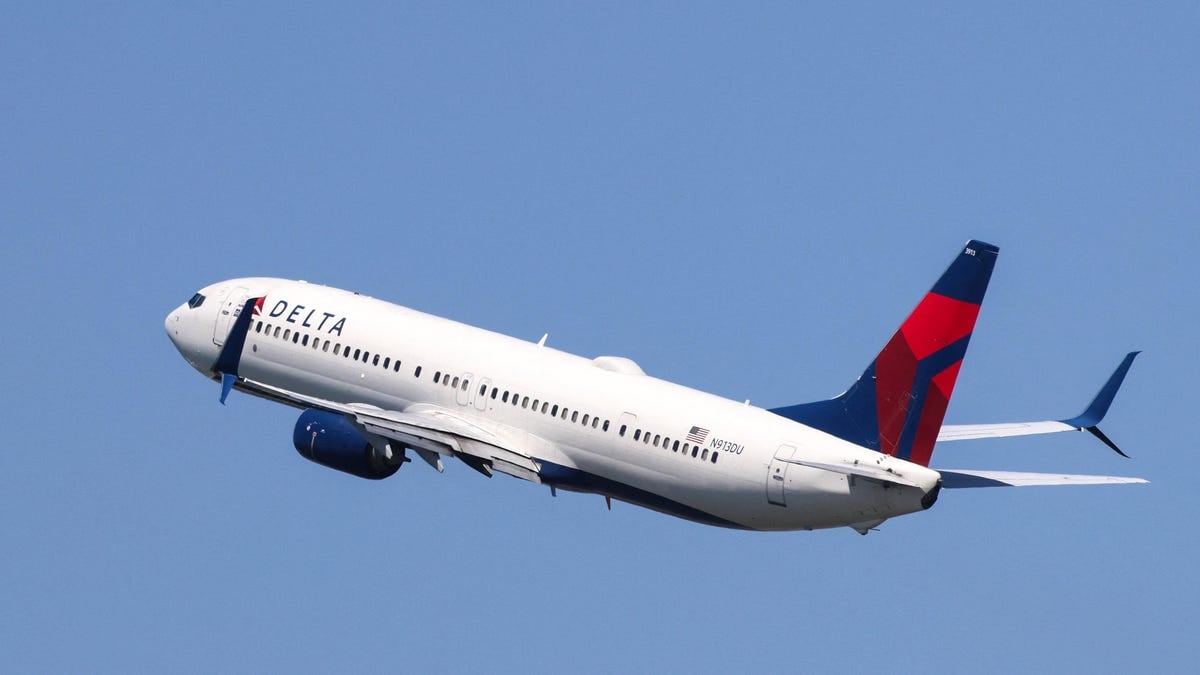 A Delta Air Lines flight blew out passengers' eardrums