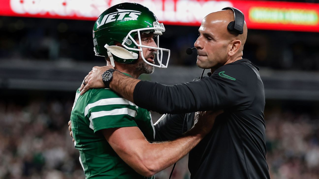 Rodgers, Saleh laugh off denied hug as Jets roll