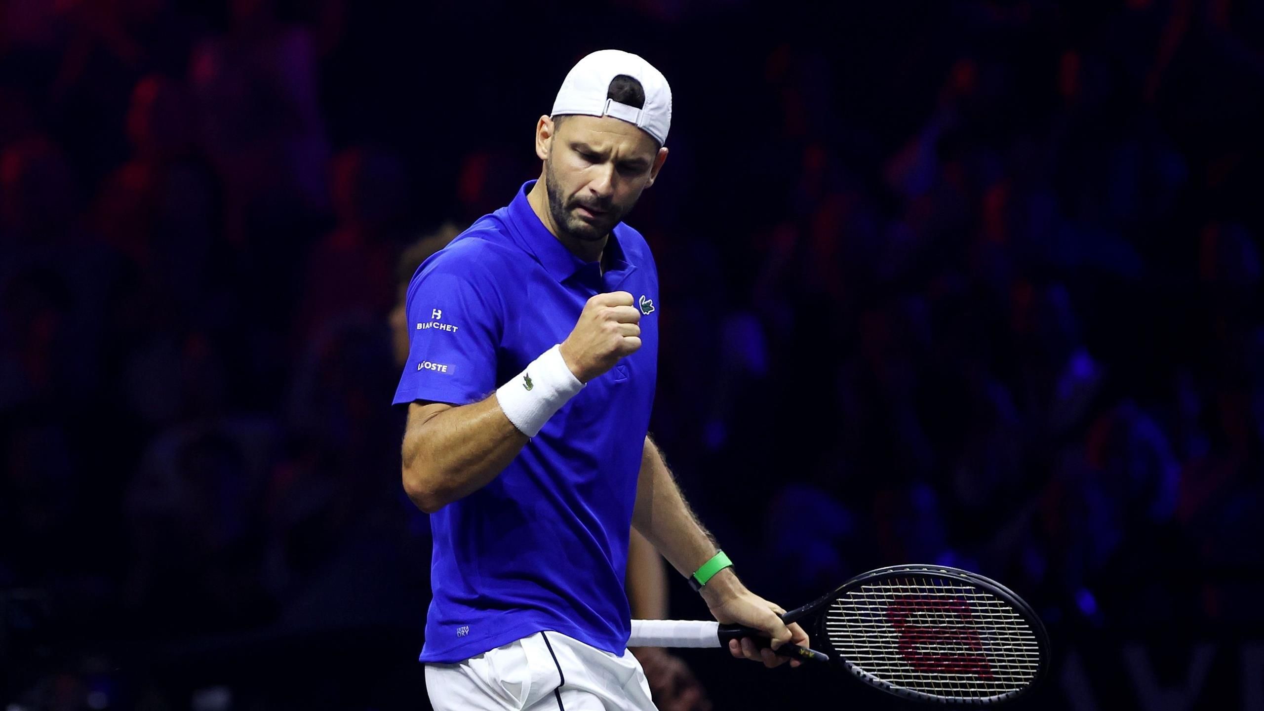 Une incroyable défense au filet et Dimitrov inscrit un point insensé