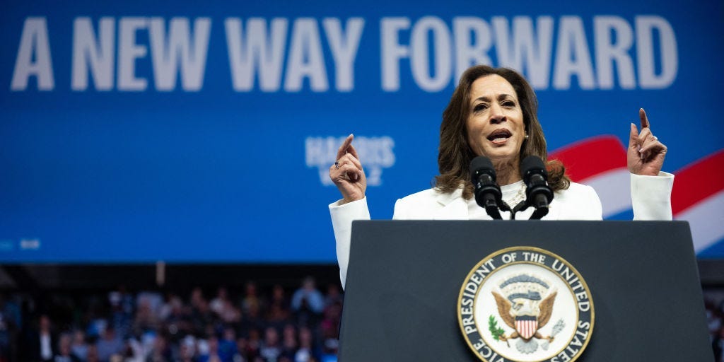 Harris sprints to the middle ahead of 2024 home stretch