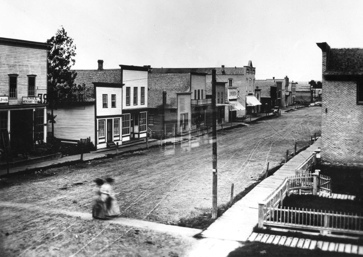 Milwaukee's 'Bridge War': The story behind the city's crooked bridges