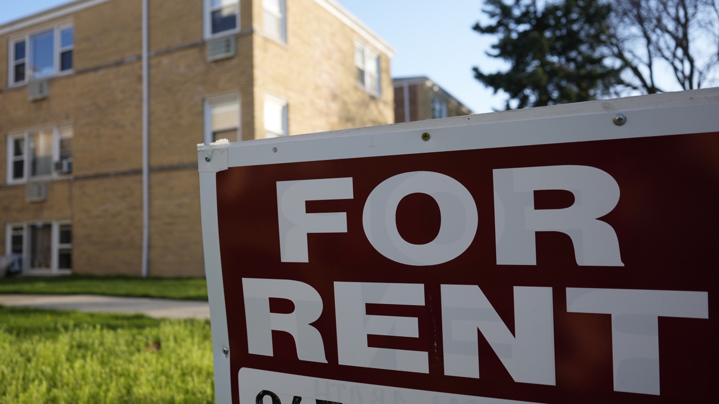 DOJ accuses real estate software company of helping landlords collude to raise rents