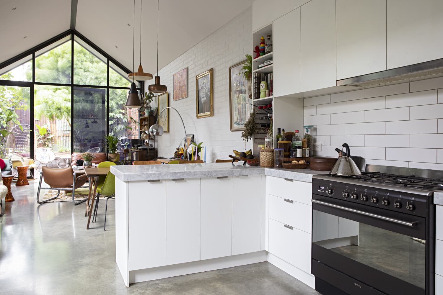 12 Stunning Kitchen Flooring Ideas That’ll Match Any Space and Style