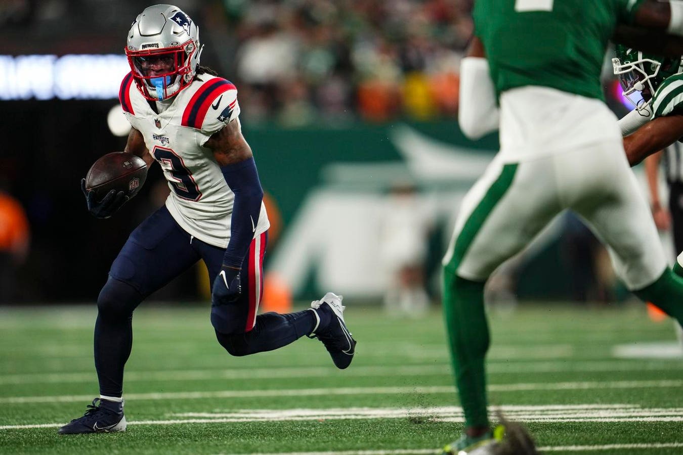 Patriots’ DeMario Douglas Trending Upward After Quiet Start To 2024