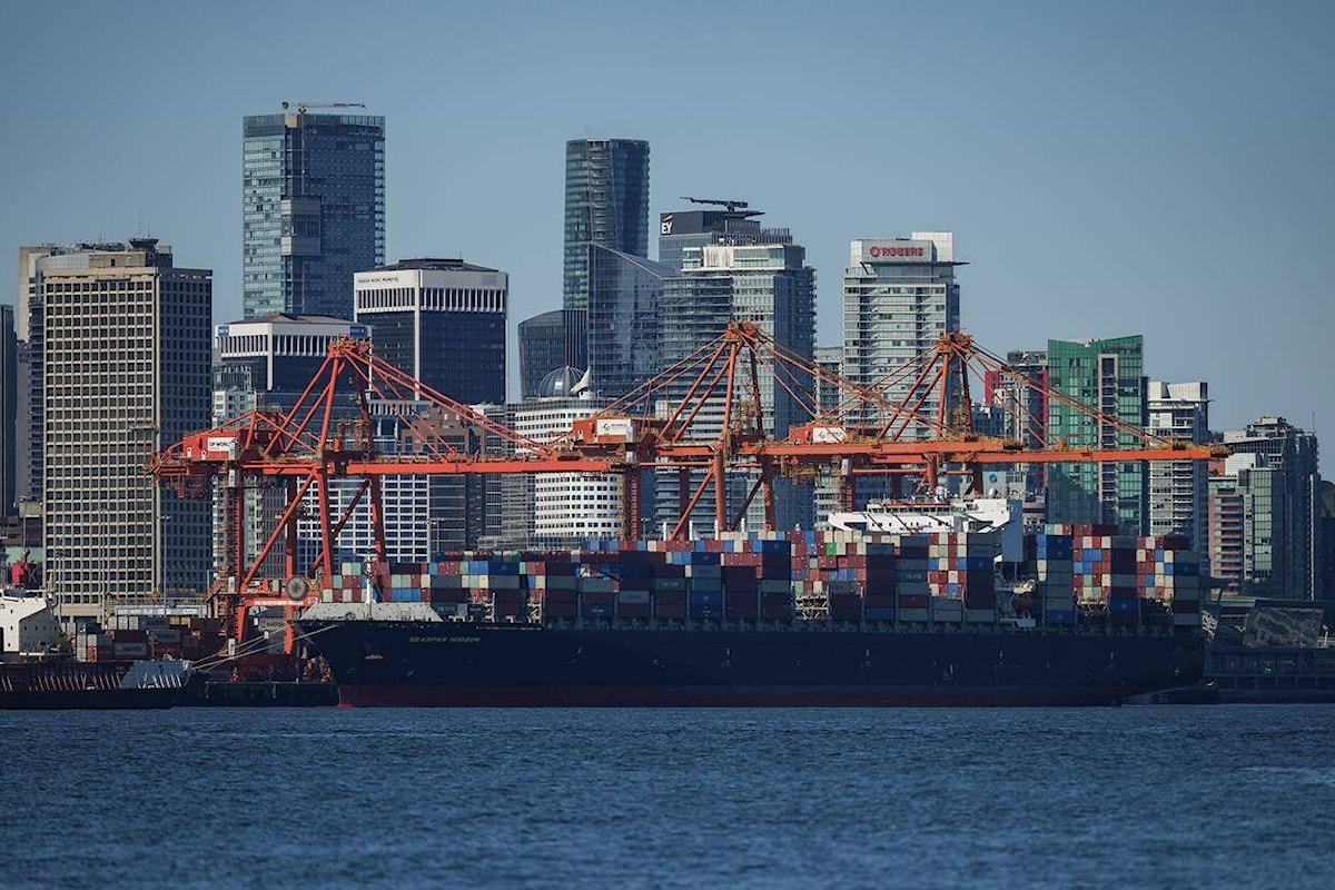 Grain industry pleads for intervention as strike looms over Vancouver terminals