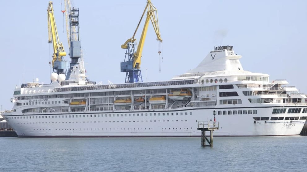 WATCH: 3-year cruise stuck in harbor months after it was scheduled to set sail