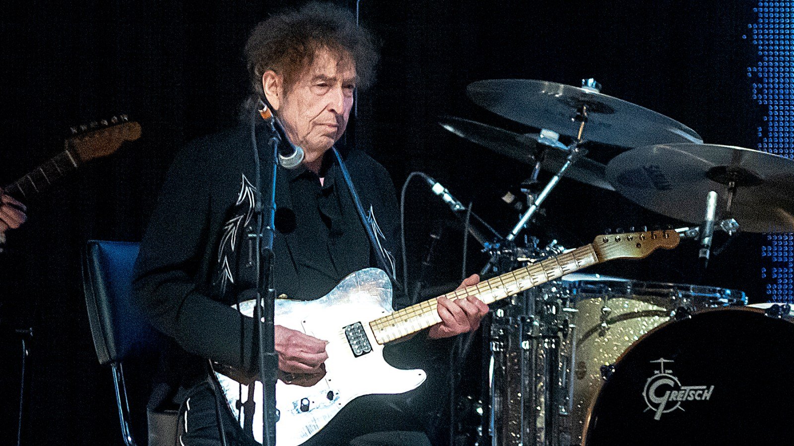 Bob Dylan’s Mystery Tweet Has Us All Asking the Same Question: Who Is Mary Jo?