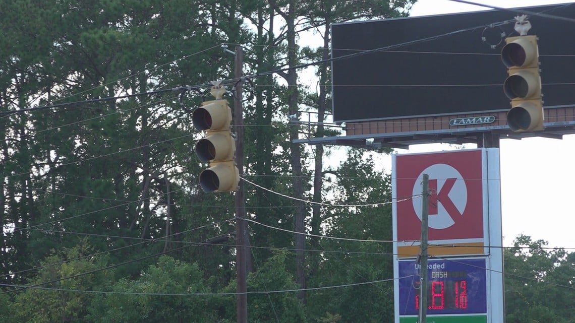 Crews working to clear South Carolina roads after Helene