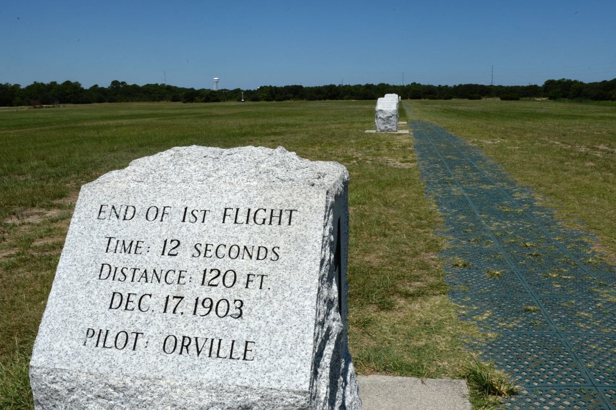 Plane crashes at Wright Brothers National Memorial