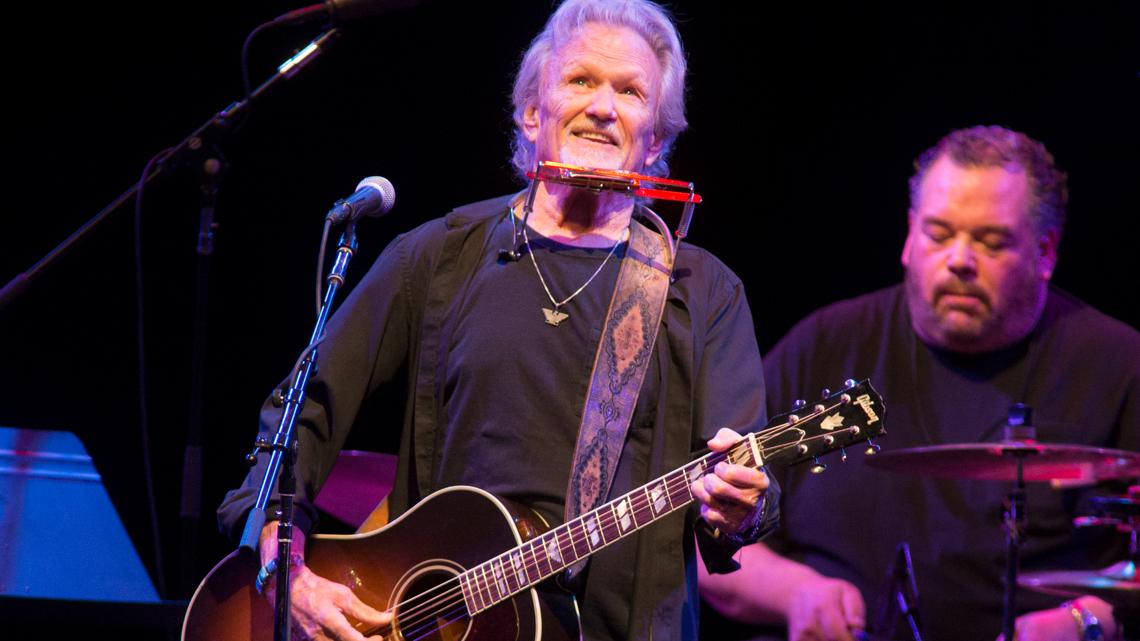 Kris Kristofferson, legendary singer-songwriter, has died