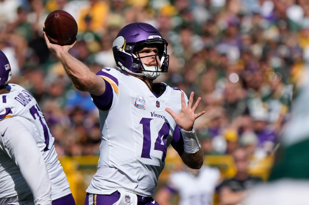 Minnesota Vikings beat the Green Bay Packers 31-29