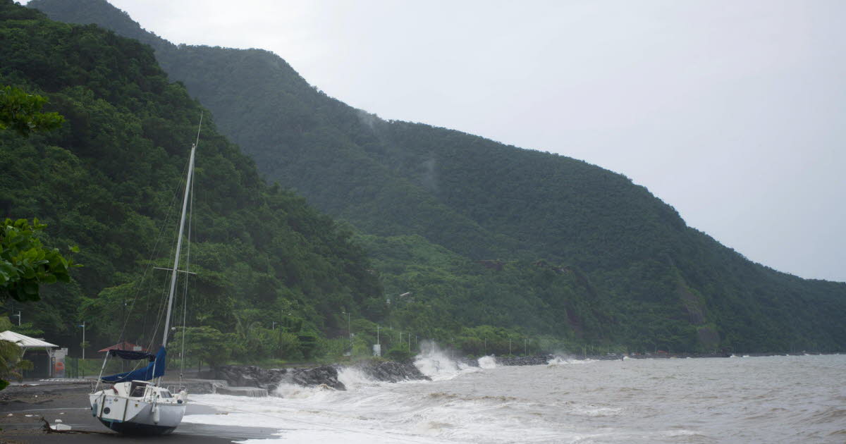 Météo. Pluies et orages : la Guadeloupe en vigilance rouge, balayée par une onde tropicale