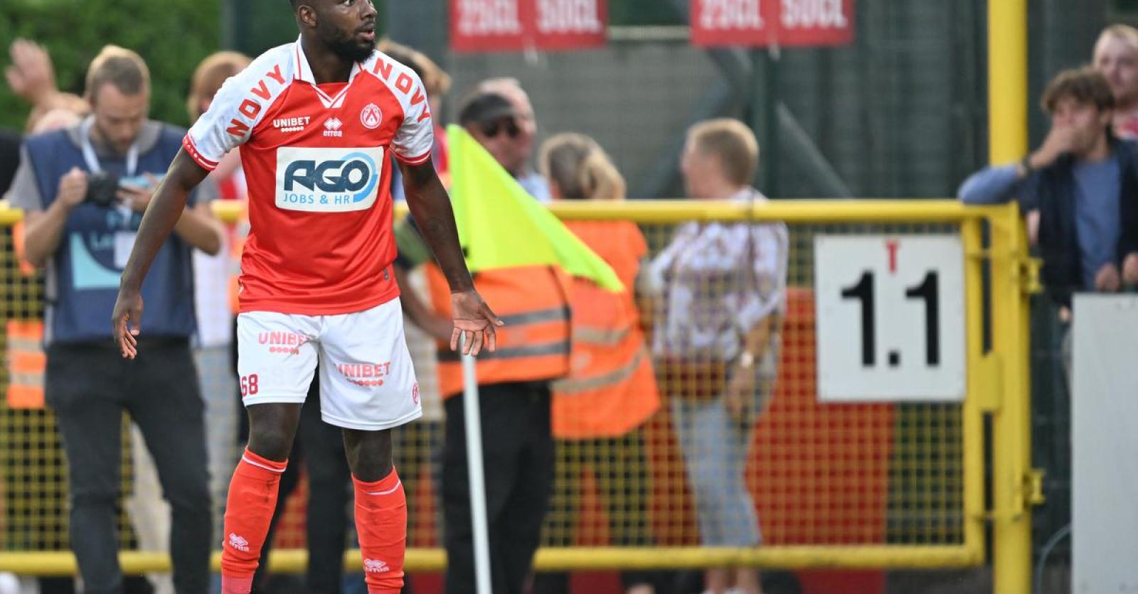 Thierry Ambrose wil het scoringsprobleem van KV Kortrijk oplossen: “Ik voel dat de supporters mij een warm hart toedragen”