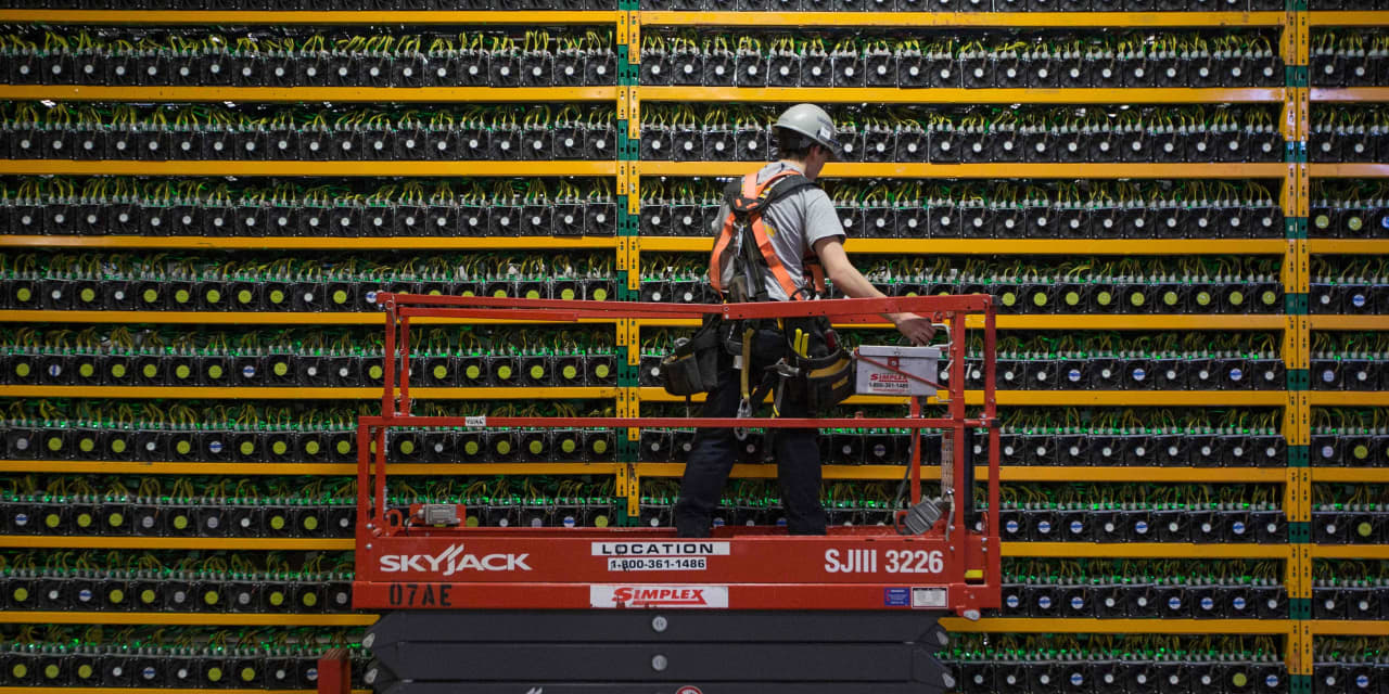 Struggling bitcoin miners may be revived by Fed rate decision, regardless of cut size