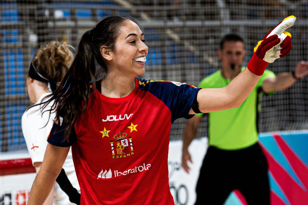 Goleada de escándalo de la selección femenina a Gran Bretaña