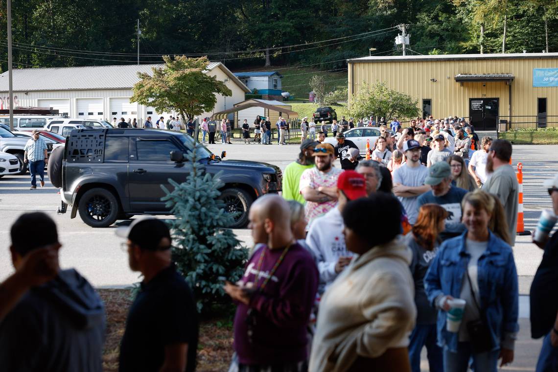 Hundreds line up early as Cherokee marijuana dispensary superstore opens to all adults