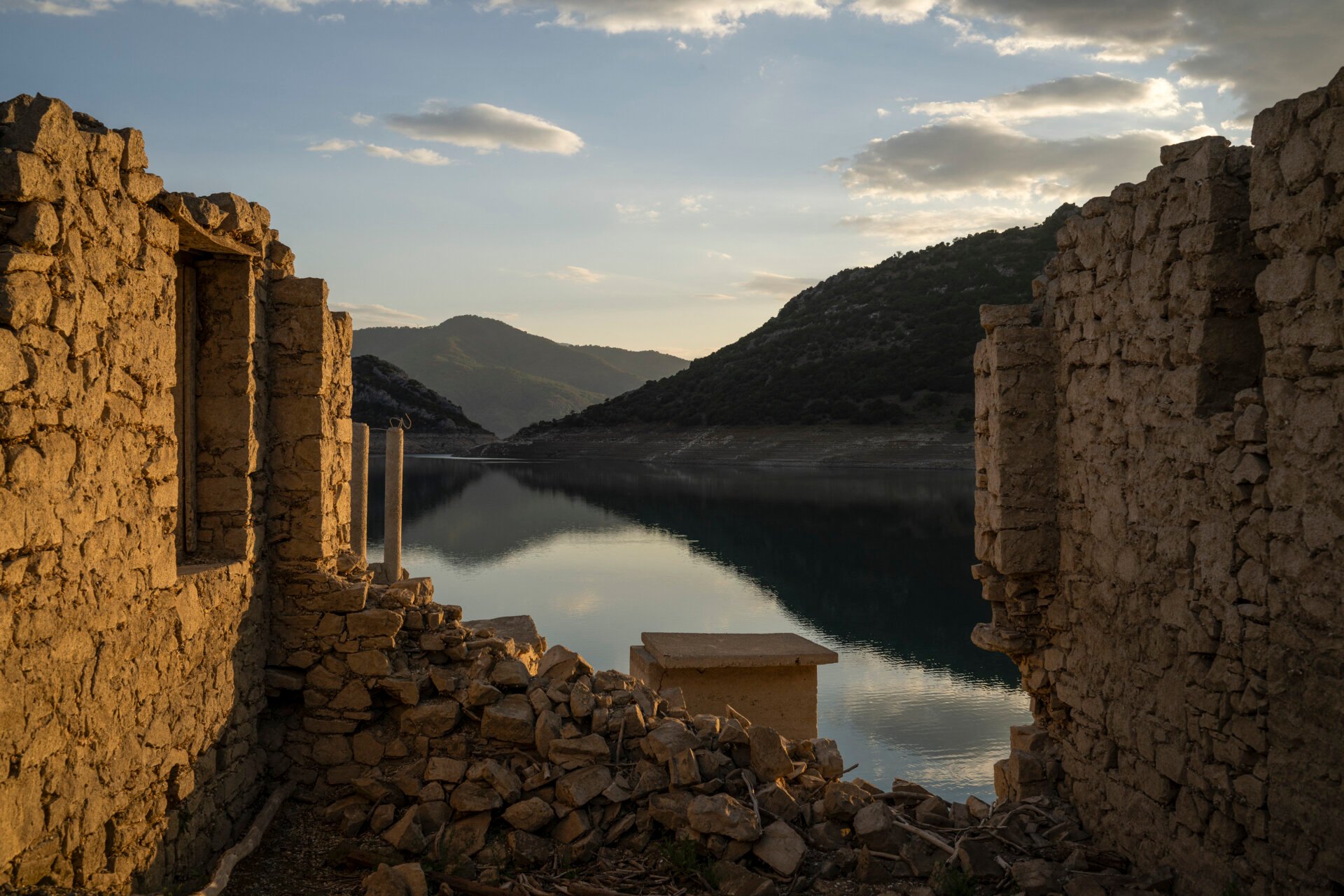 Severe Drought in Greece Reveals Sunken Village Near Athens