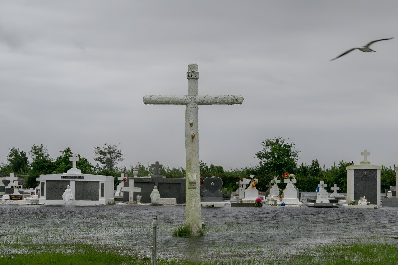 Tropical Storm Francine batters US state of Louisiana