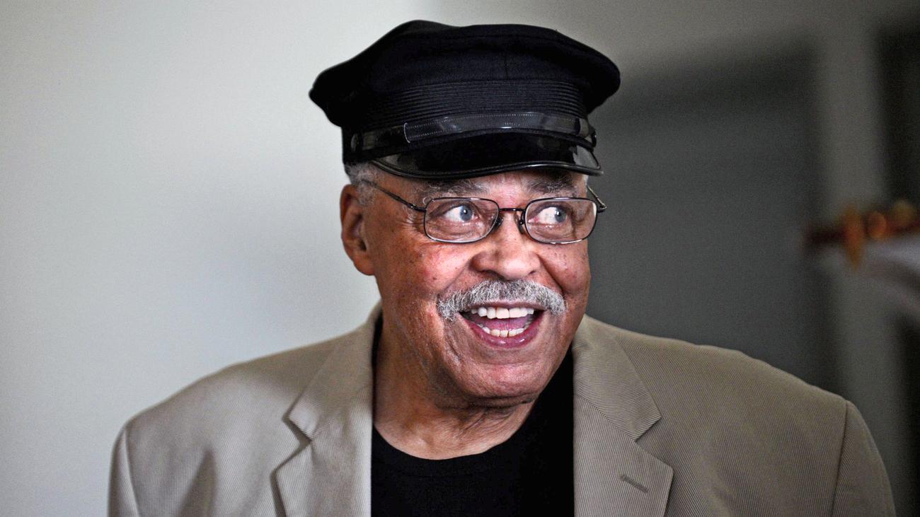 Darth Vaders Stimme: Schauspieler James Earl Jones stirbt mit 93 Jahren