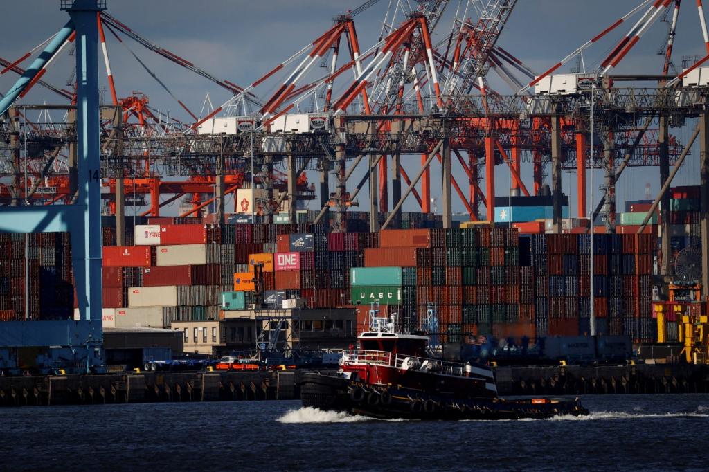 Longshoremen's strike poses a fresh threat to the US economy