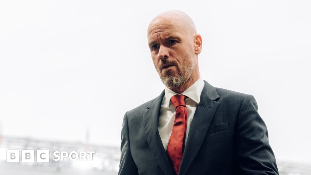 'I'm not Harry Potter' - Ten Hag defends Man Utd after Liverpool loss