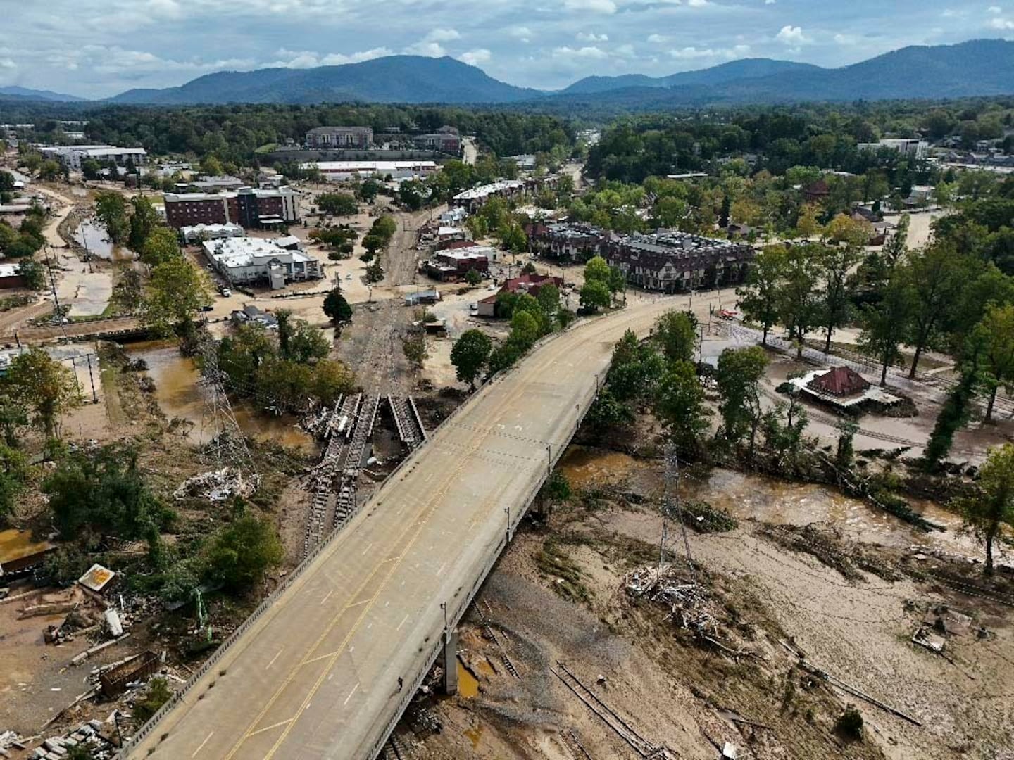 Biden plans survey of devastation in North Carolina as Helene’s death toll tops 130