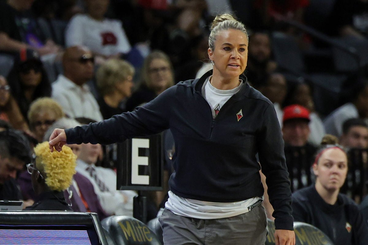 “This Is Why 3-Peating Is Hard”: Becky Hammon Admits LV Aces’ Persistent Problems After NY Liberty’s 2-0 Lead