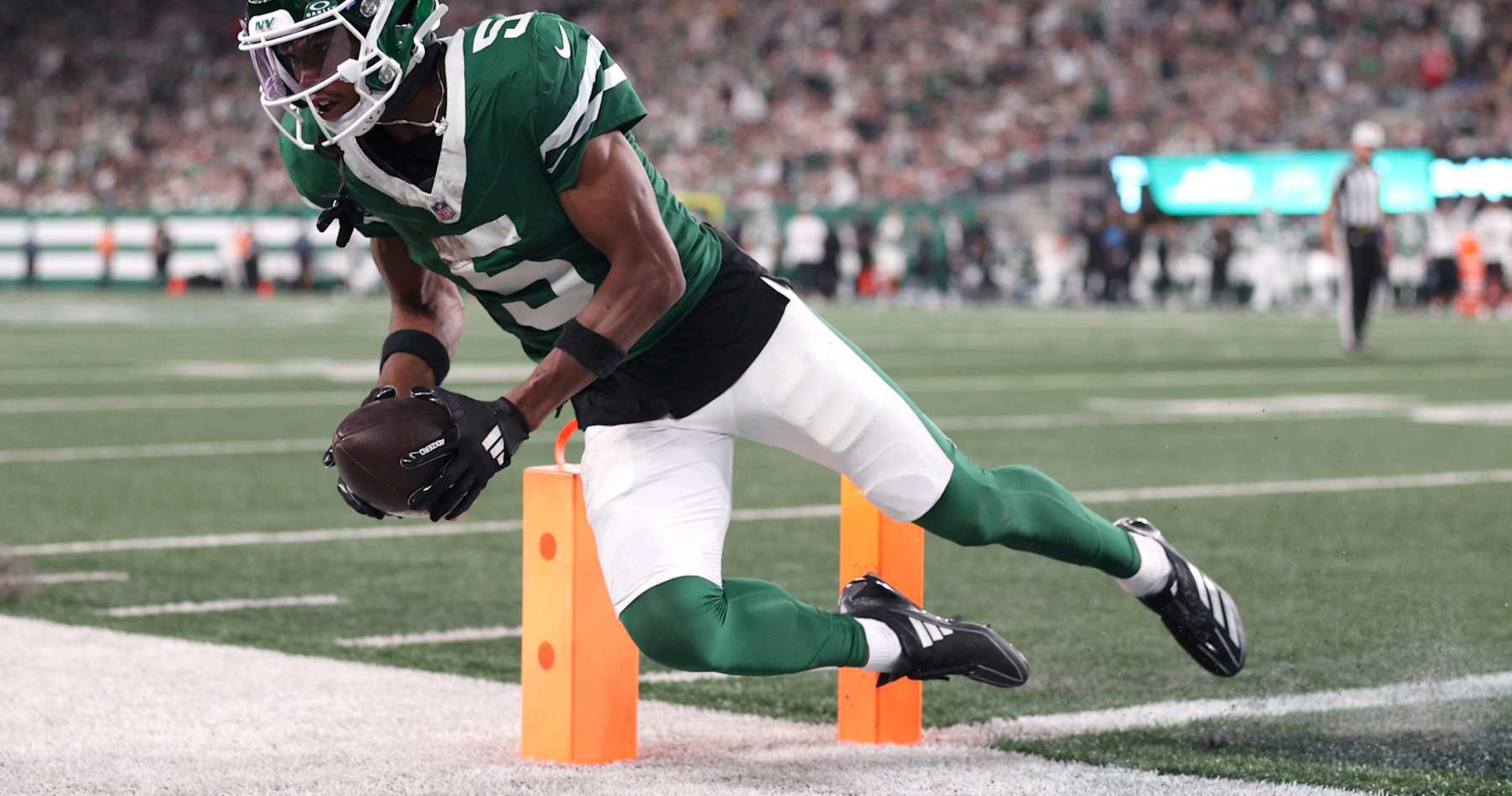 Garrett Wilson Wants Jets Offense to 'Mix It Up' amid Struggles; Questions Route Tree