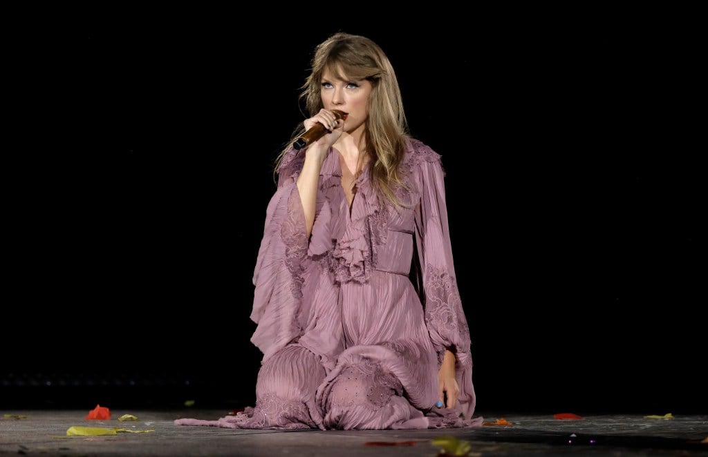 Smashed Taylor Swift guitar, which sold for $4K, now on eBay